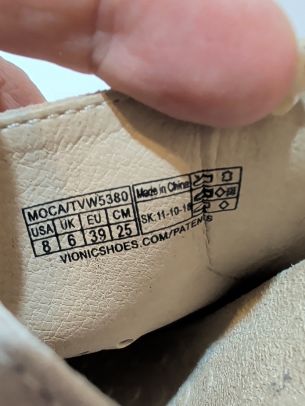 Vionic Moca Mules Women's Beige Suede Perforated Mule Adjustable Buckle Size 8 - Picture 10 of 10